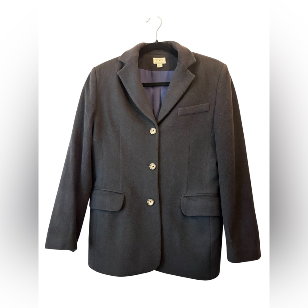 L.L. Bean Women's Black Wool and Cashmere Blazer Size 6